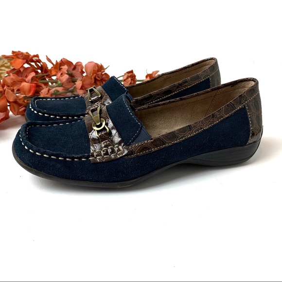 navy blue naturalizer shoes